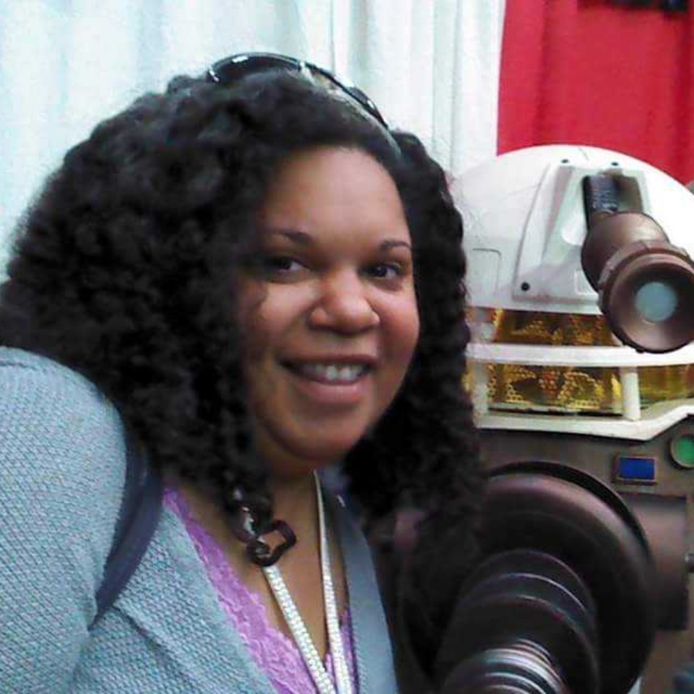 Meet your Posher, April